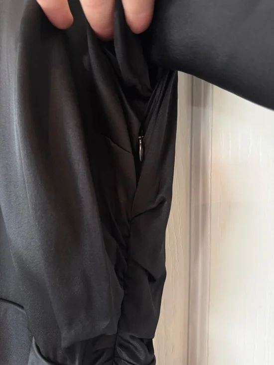 Veronica Beard Rula Ruched Silk Dress - Picture 7 of 14